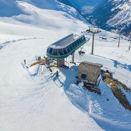 Apartment Residence Le Cristal Apartments - Happy Rentals Chamonix