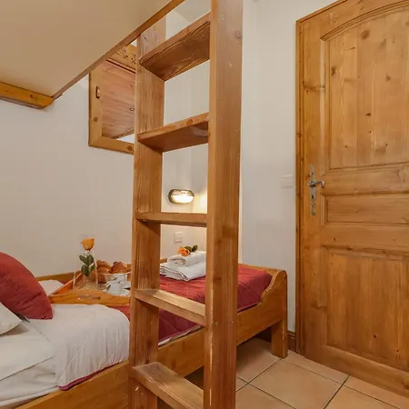 Residence Le Cristal Apartments - Happy Rentals Chamonix