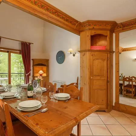 Residence Le Cristal Apartments - Happy Rentals Chamonix