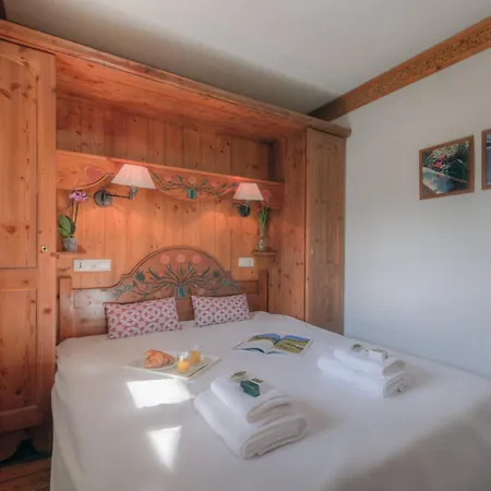 Apartment Residence Le Cristal Apartments - Happy Rentals Chamonix